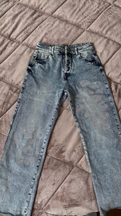 Дънки с камъни