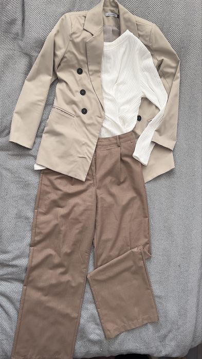 Продам женские вещи