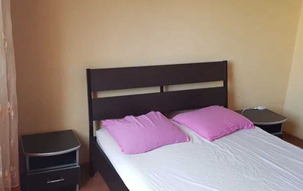 Дава се под наем Двустаен апартамент в Пловдив, Остромила - 60 кв.м за 270.3 € - Снимка #1