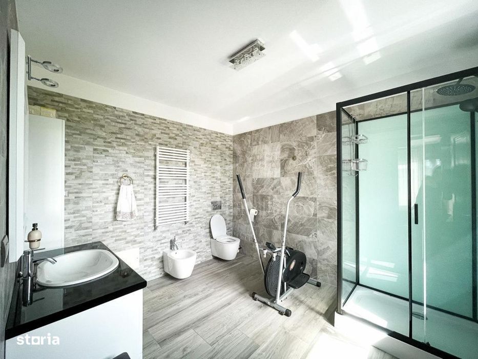 Casa 6 camere de vanzare in Someseni, Cluj Napoca