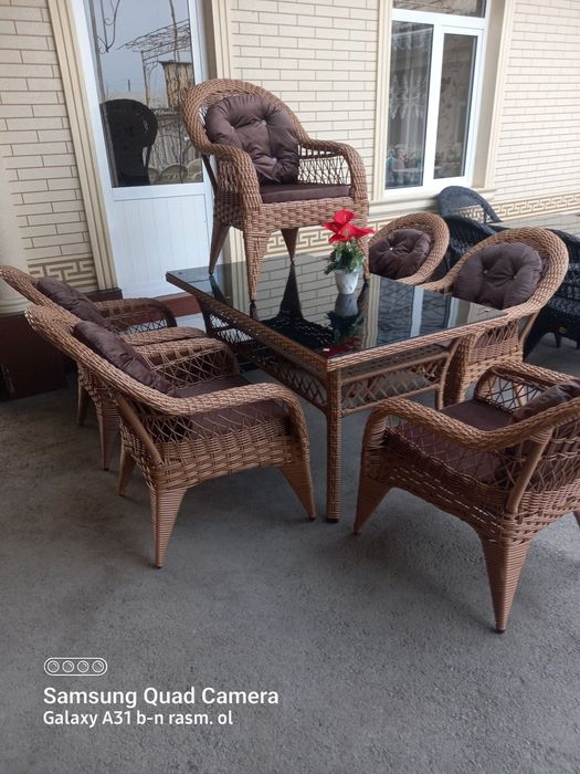 Optim arzon narxlarda sifatli ratan stol sutularini tafsiya etamiz