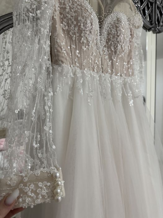 Vând rochie de mireasă