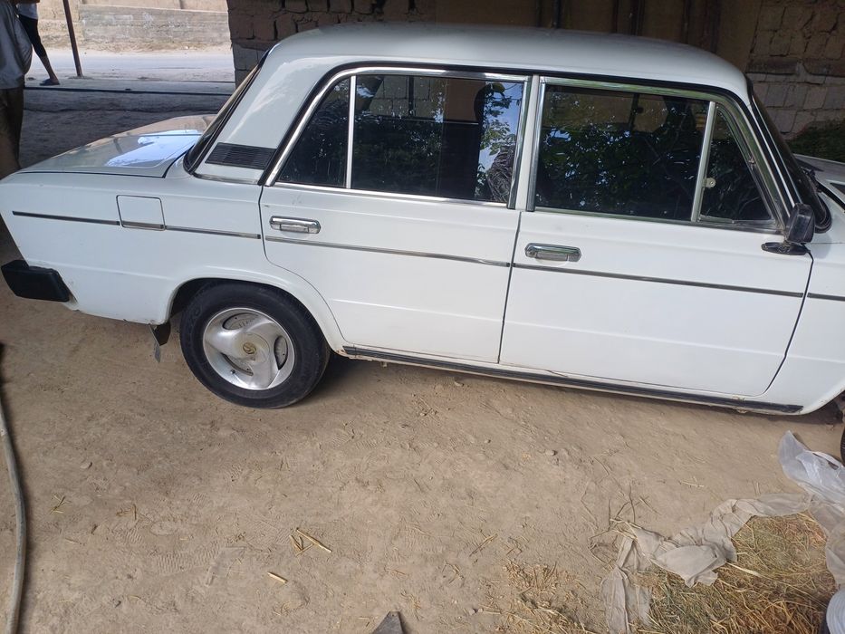 Juguli  2106 moshina zōr