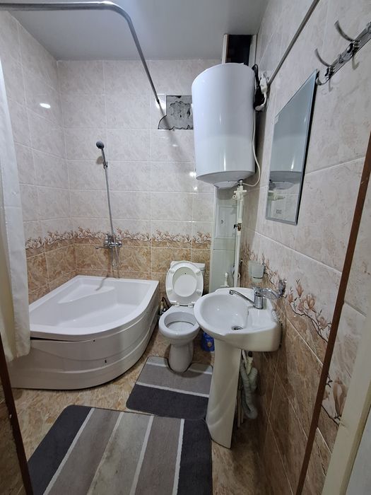 Сдаётся 2х комнатная квартира