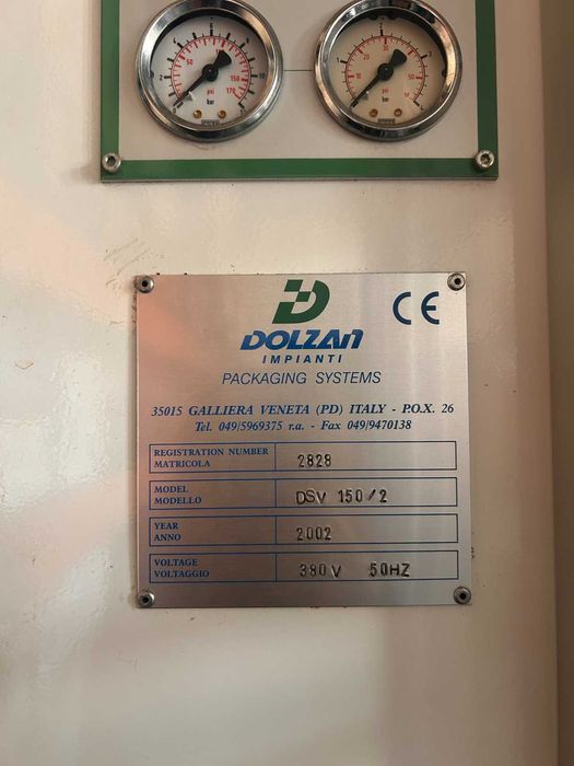 Индустриална вертикална вакуумна опаковъчна машина Dolzan Impianti, модел DSV 150/2, Италия