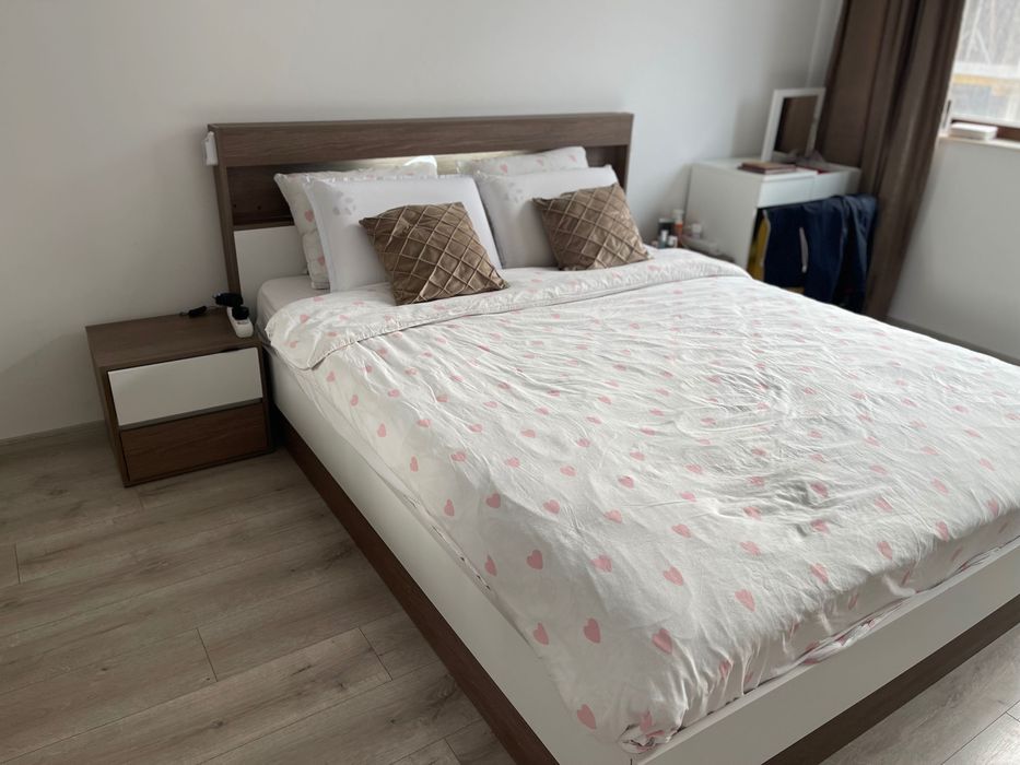 Спалня с 2 нощни шкафчета + повдигащ механизъм ( подматрачна рамка)