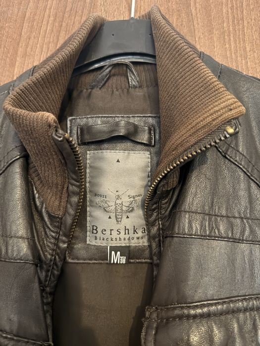 Geaca din piele Bershka marimea M