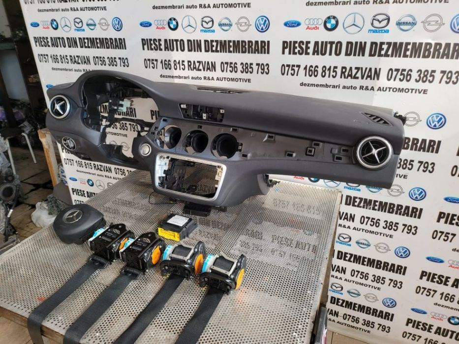 Plansa Bord Kit Airbag Mercedes Gla X156 W156 Originala Absolut Intacta