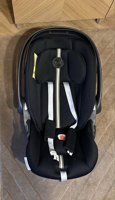 Cybex gold cliud G i-size + adaptori carucior