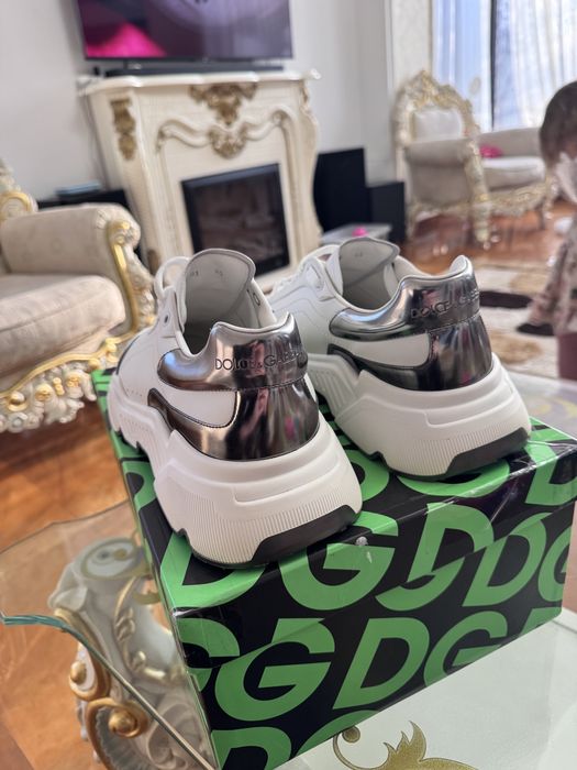 Dolce gabbaa marimea 45