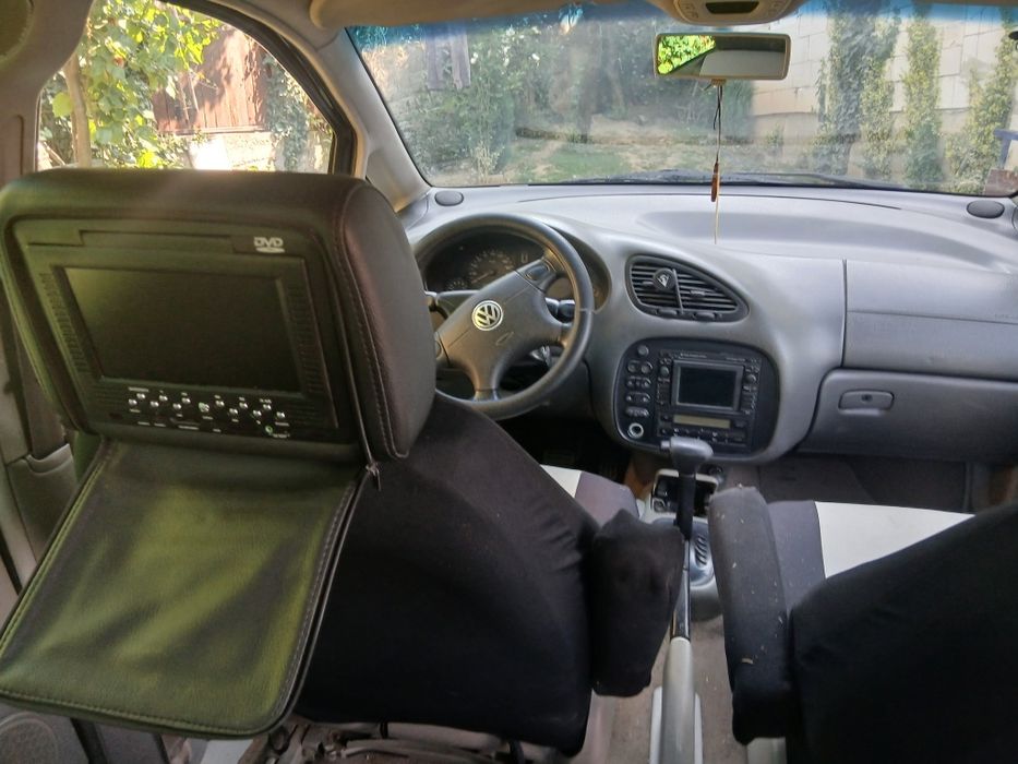 Vind  volzwagen sharan 1.9 tdi
