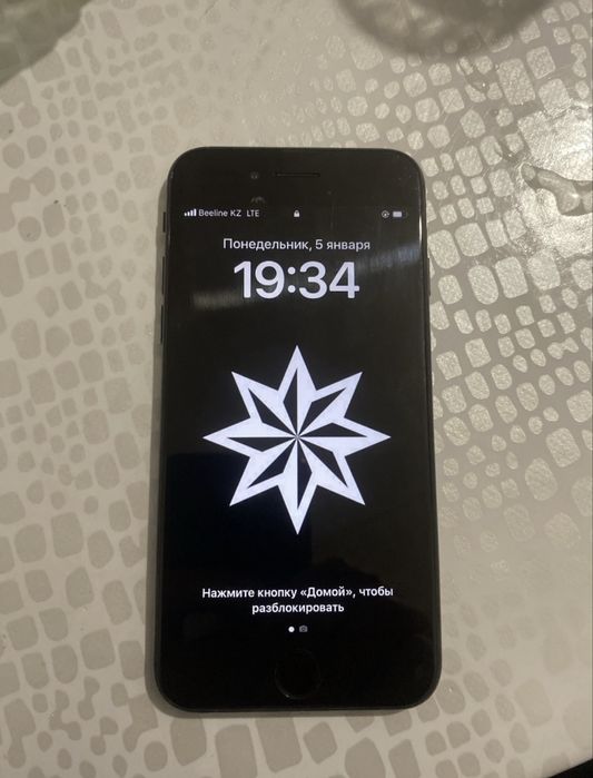 Айфон СЕ 2020 акб 100% цена 40к