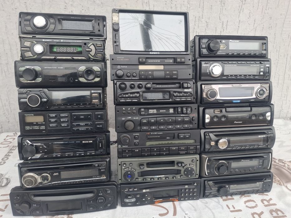 Продам автомагнитолу в рабочем состоянии все.