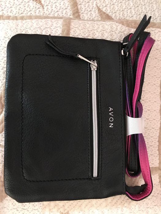 Дамска чанта през рамо