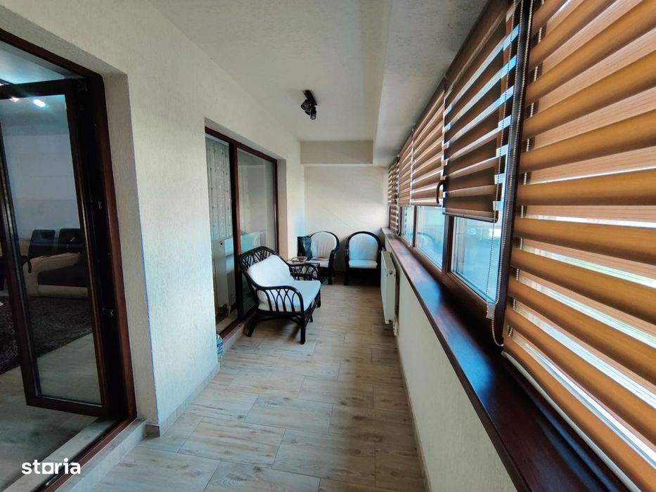 Apartament 2 camere, balcon, loc de parcare, Constanța Sud