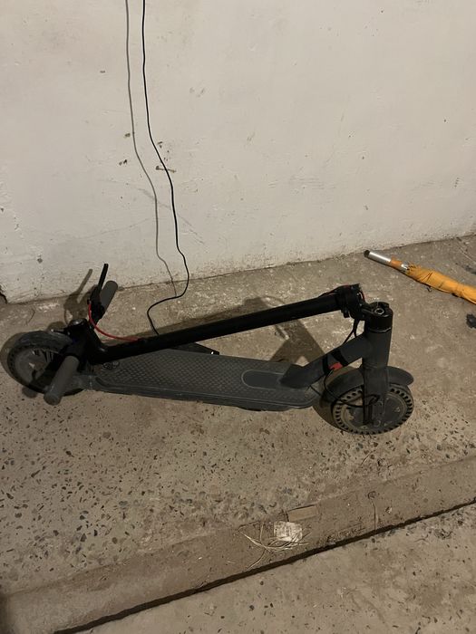 Электро самокат аово м365