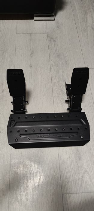 Moza r3 bundle игровой руль