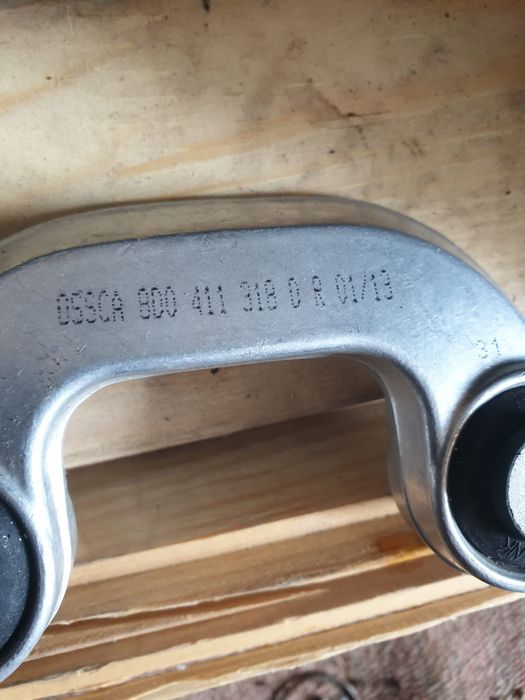 Стойка переднего стабилизатора