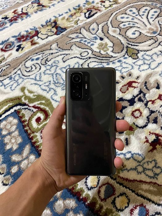 Hiomi 11 t pro  12 ozu. 256 pamit