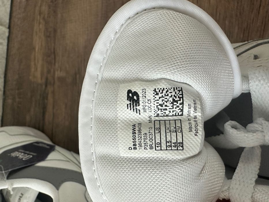Sneakers shoes New Balance 550