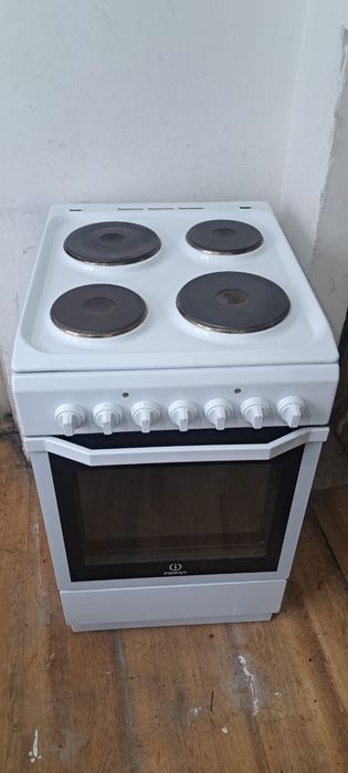 Плита электрическая Indesit