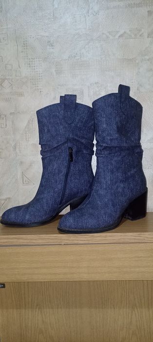 Полусапожки Казаки продаются