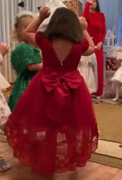 Продам детское платье