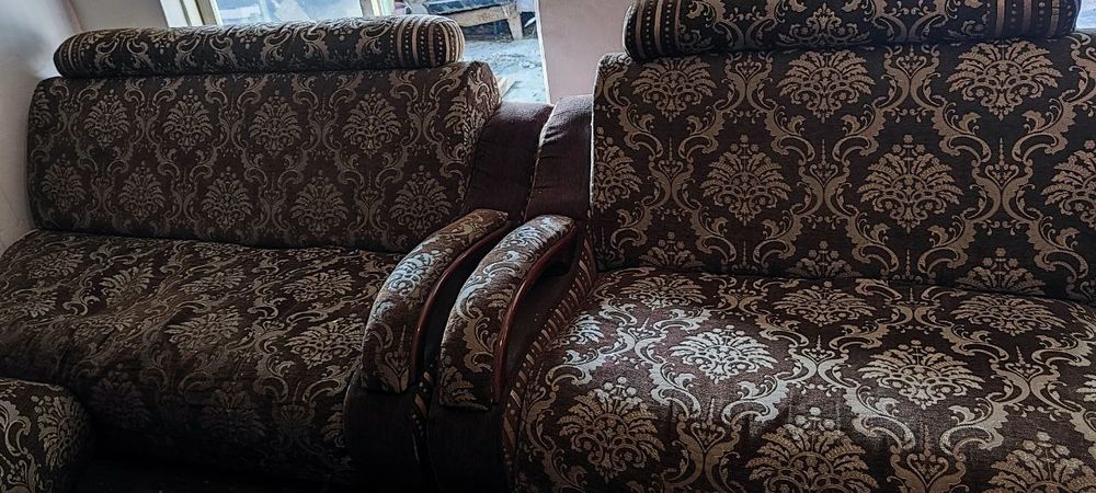 Диван кресло.Сотилади.