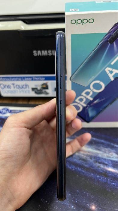 Телефон Oppo A72