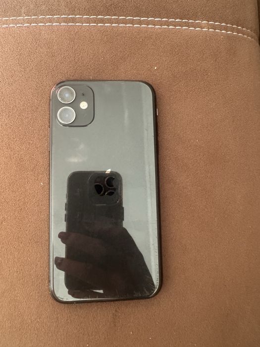 Продам Iphone 11