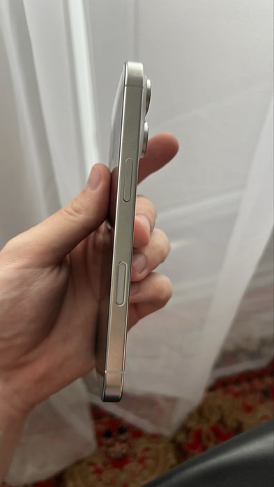 Iphone 16 pro 128GB Белый 93%