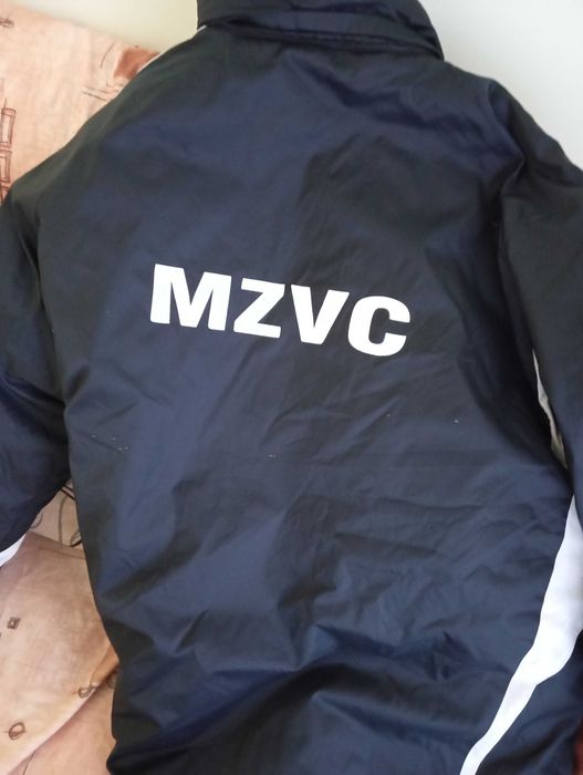 Дамско зимно яке Adidas