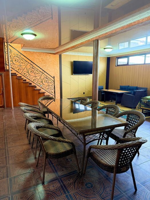 Коттедж с бассейном ( сауна )