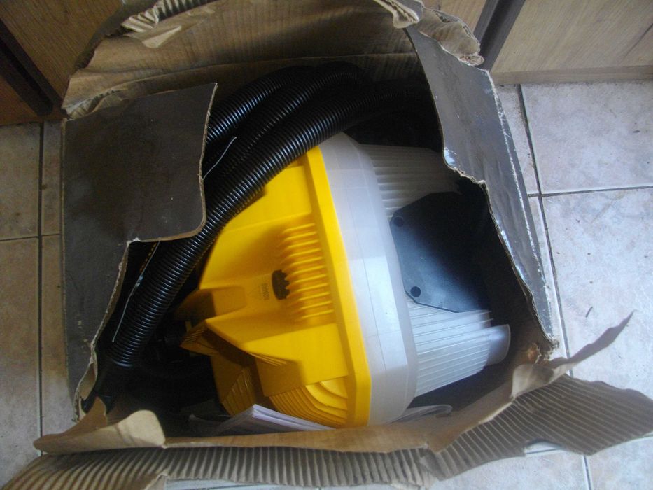 Нова немска ел. машина за сваляне на тапети 200W/4L/70min WAGNER STEAM