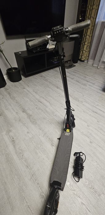 Продам Электросамокат