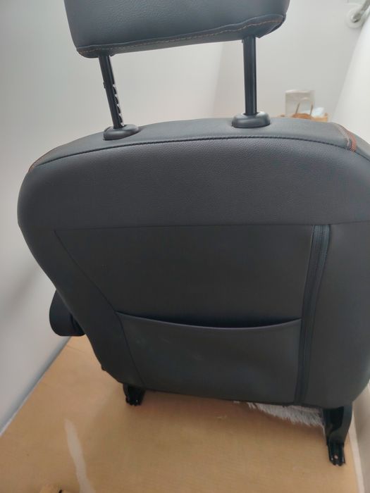 Scaun logan 2 dreapta cu înălțător