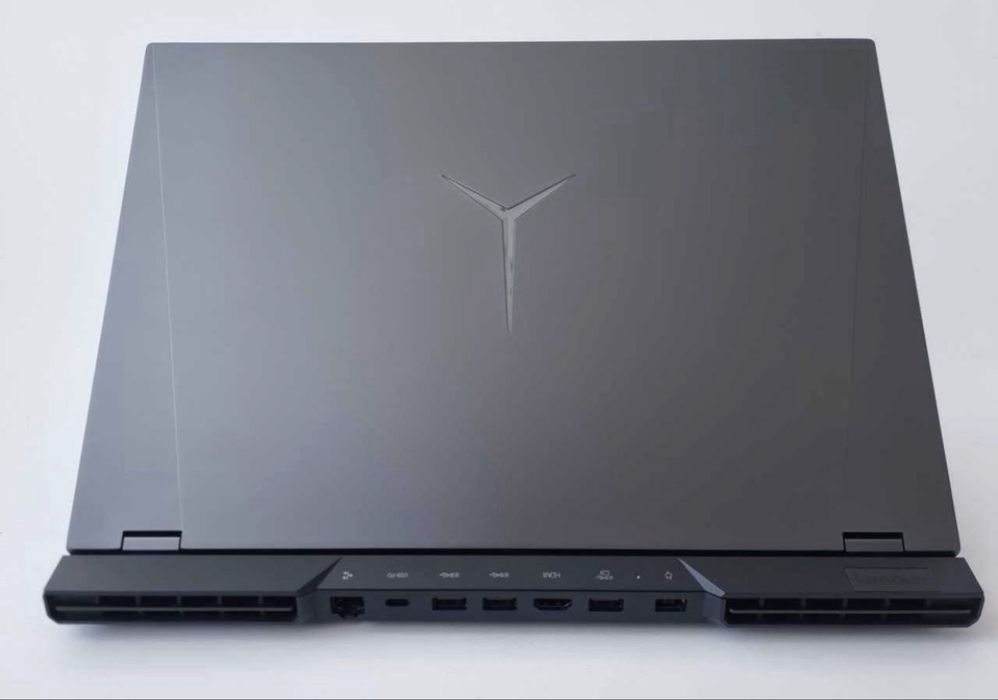 Lenovo Legion 5 Pro – Ryzen 5 / RTX 3060 / 16GB RAM