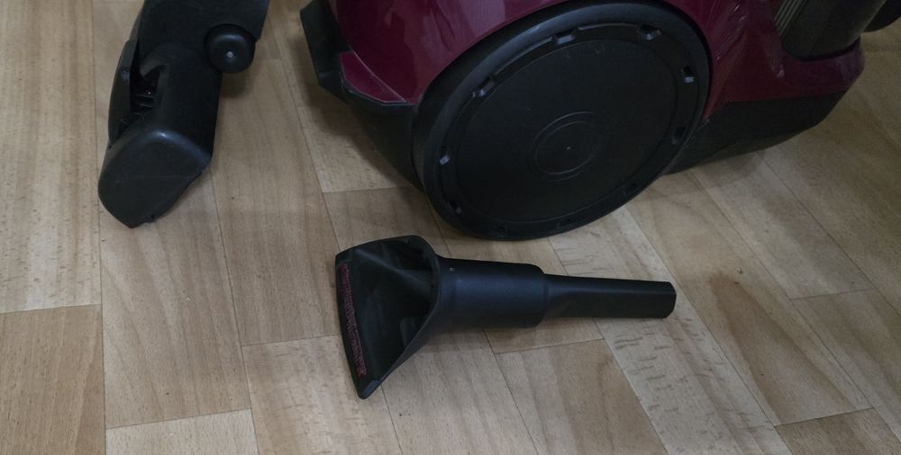 Пылесос Bosch BGC1UK1500