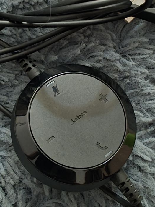 Căști Jabra cu USB și controller Microsoft Teams
