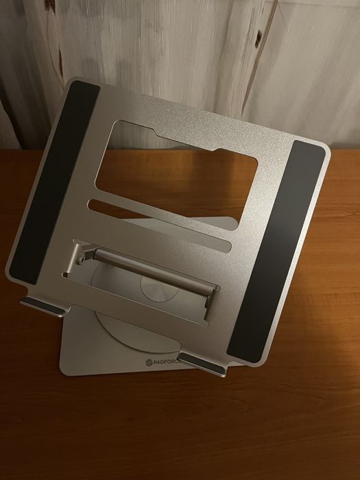 Suport de alumini rotativ pentru laptop