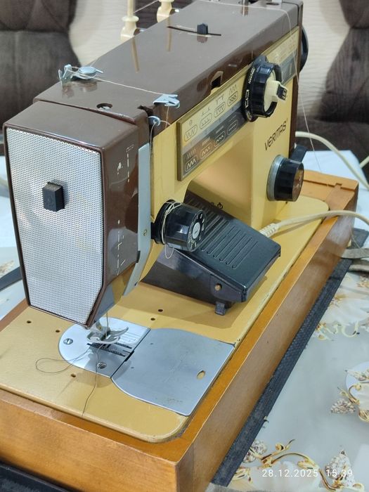 Немецкая швейная машинка Веритас