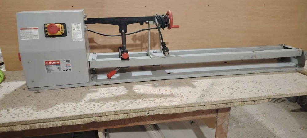 Токарный станок по дереву ЗУБР