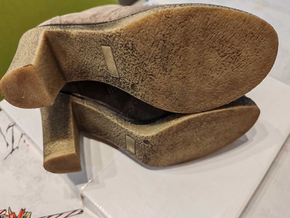 Дамски боти от естествена кожа (велур)