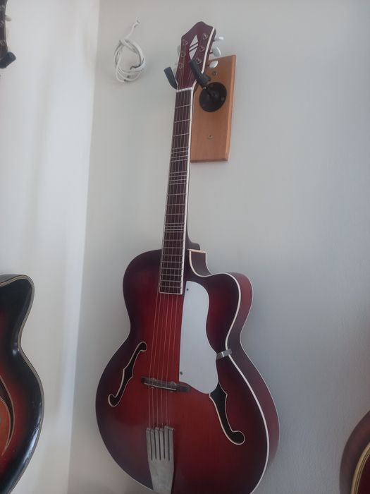 Гитары, электрогитар бас,акустика