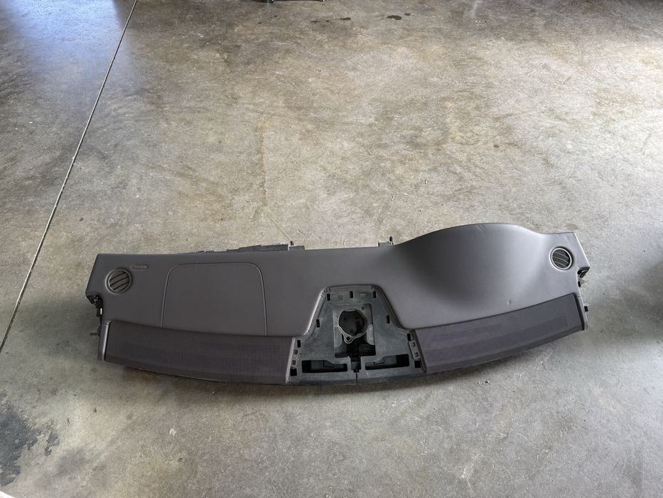 Табло за Mercedes CLS W218 (cls w218) шито кафяво табло