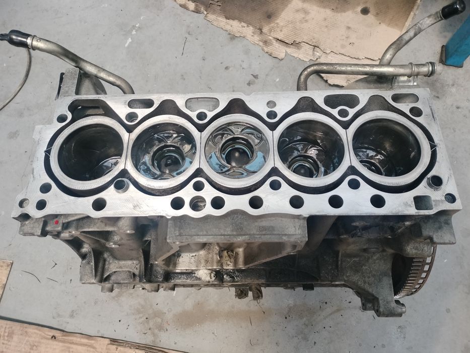 Motor Volvo XC60 2016 220cp