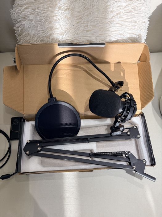 Микрофон студийный