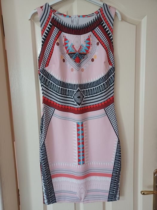 Дамска рокля по тялото