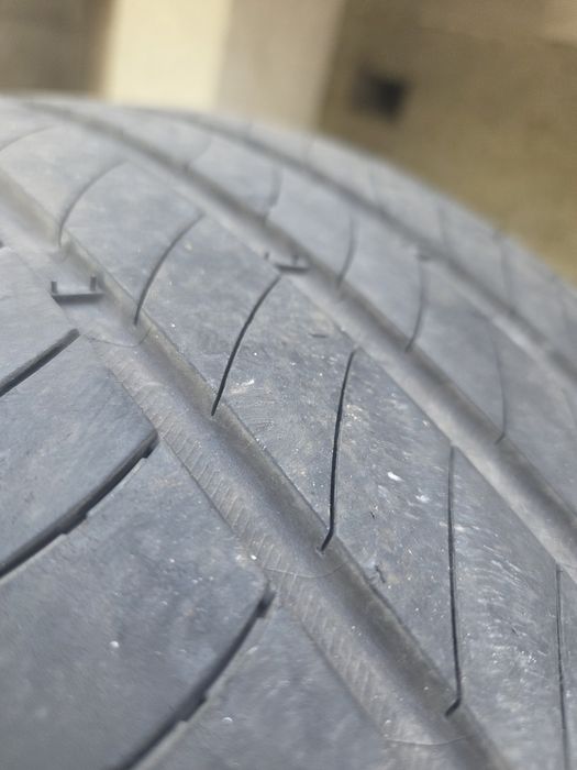 Vând anvelope de vară Michelin