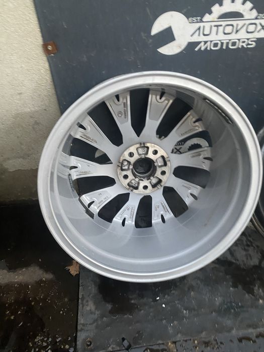 Janta aliaj 18" Skoda Superb 3